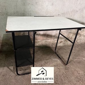 Escritorio Plegable con Estantes Metálicos - imagen 2