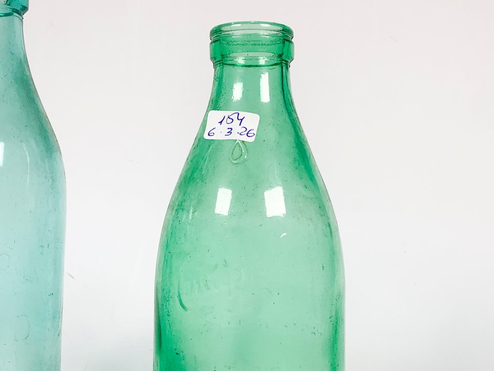 Botellas de vidrio para leche con monograma Conaprole - imagen 3