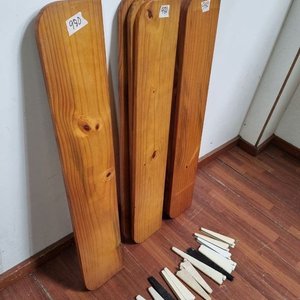 L 980 - Practicos estantes en madera con sus soportes metalicos para amurar, ideales para organizar cualquier ambiente (Medidas 109x20cm) - imagen 3