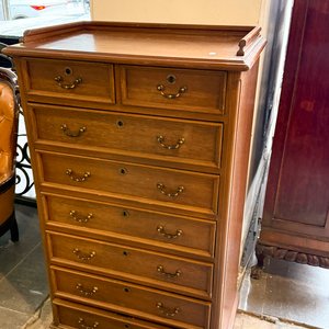 Cómoda Antigua de Madera con 8 Cajones - imagen 2