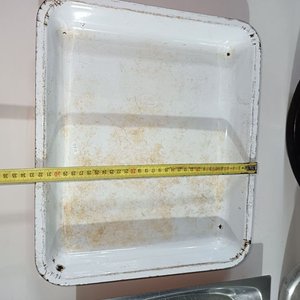 Fuente Esmaltada Blanca y Bandeja Inox con Tapas para Ollas - imagen 4