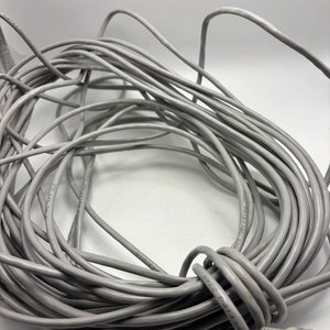 Cable de Red Ethernet Cat 5e Gris Enrollado - imagen 3