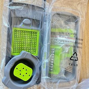 Rayador Multifunción "Veggie Slicer" con Accesorios - imagen 2