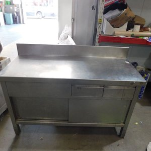 Mesa de trabajo de acero para gastronomía con cajones - imagen 4