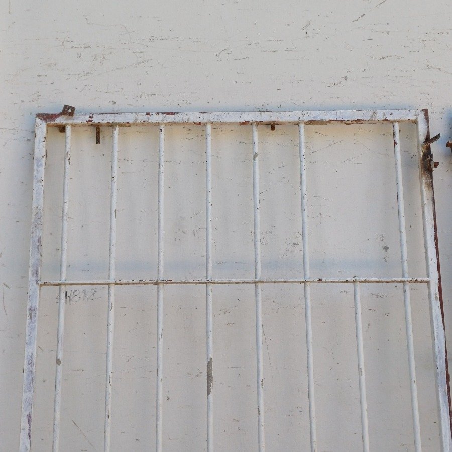 Puertas de metal para seguridad - imagen 10
