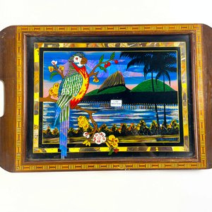 Lote anterior: Bandeja Decorativa de Madera y Vidrio con Paisaje de Río de Janeiro
