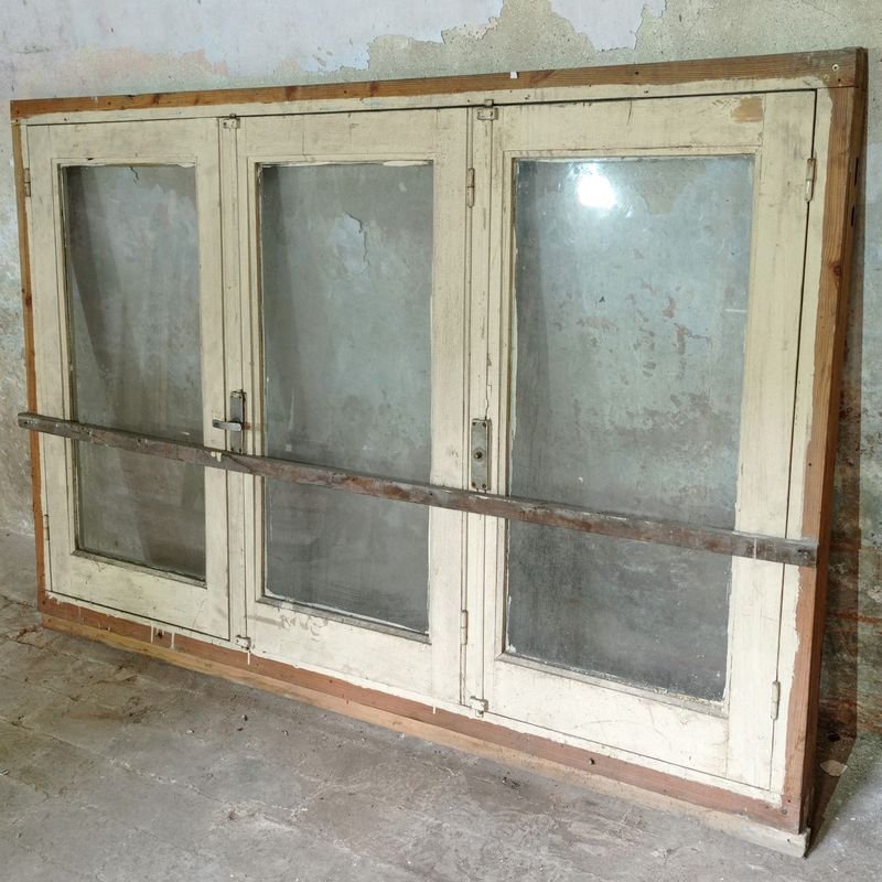 Item 900221 - Image 1