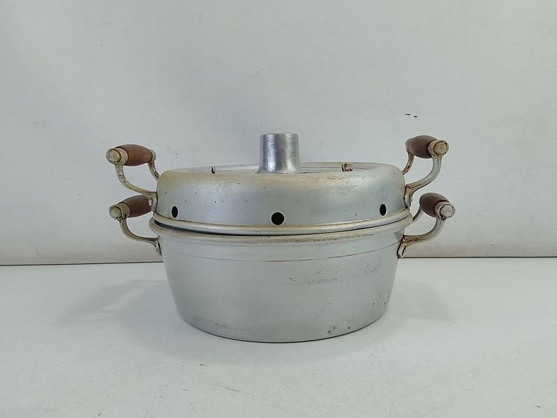 Horno Holandés Industrial Uruguayo de Aluminio Puro con Tapa, Difusor y Bandeja