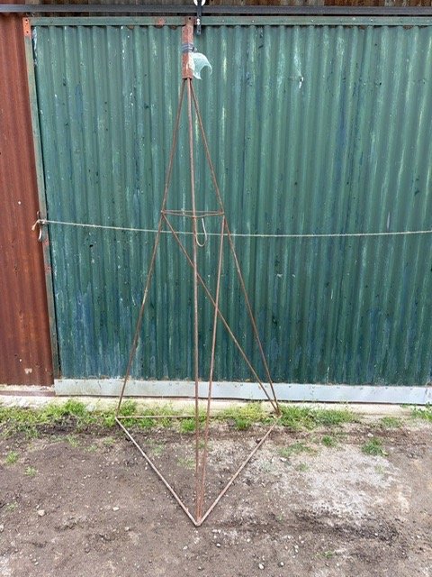 Soporte de Hierro para Jardín o Decoración