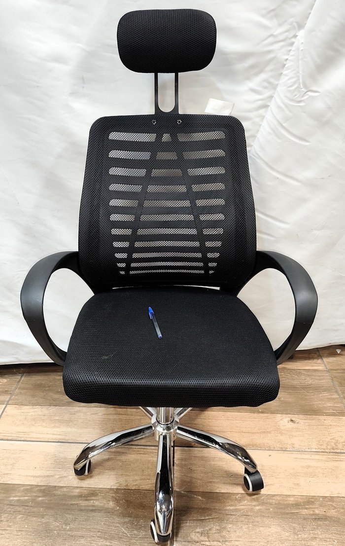 Silla de Oficina con Respaldo en Malla y Apoya Cabeza - imagen 4