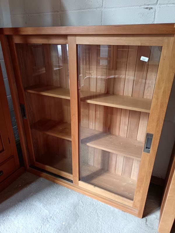 Mueble Cristalero Madera Maciza Fundamento
