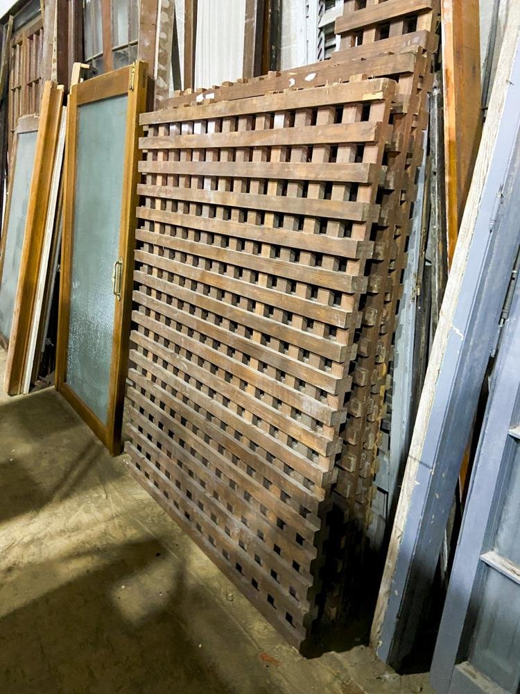 Cuatro Tramos de Rejillas de Madera de Pino