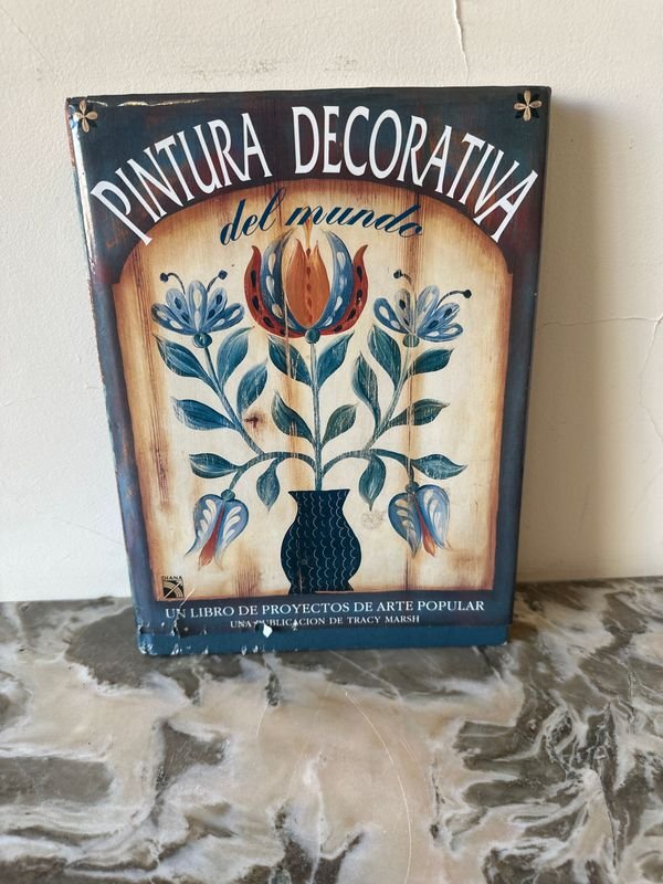 Lote anterior: Pintura decorativa del mundo por Tracy Marsh