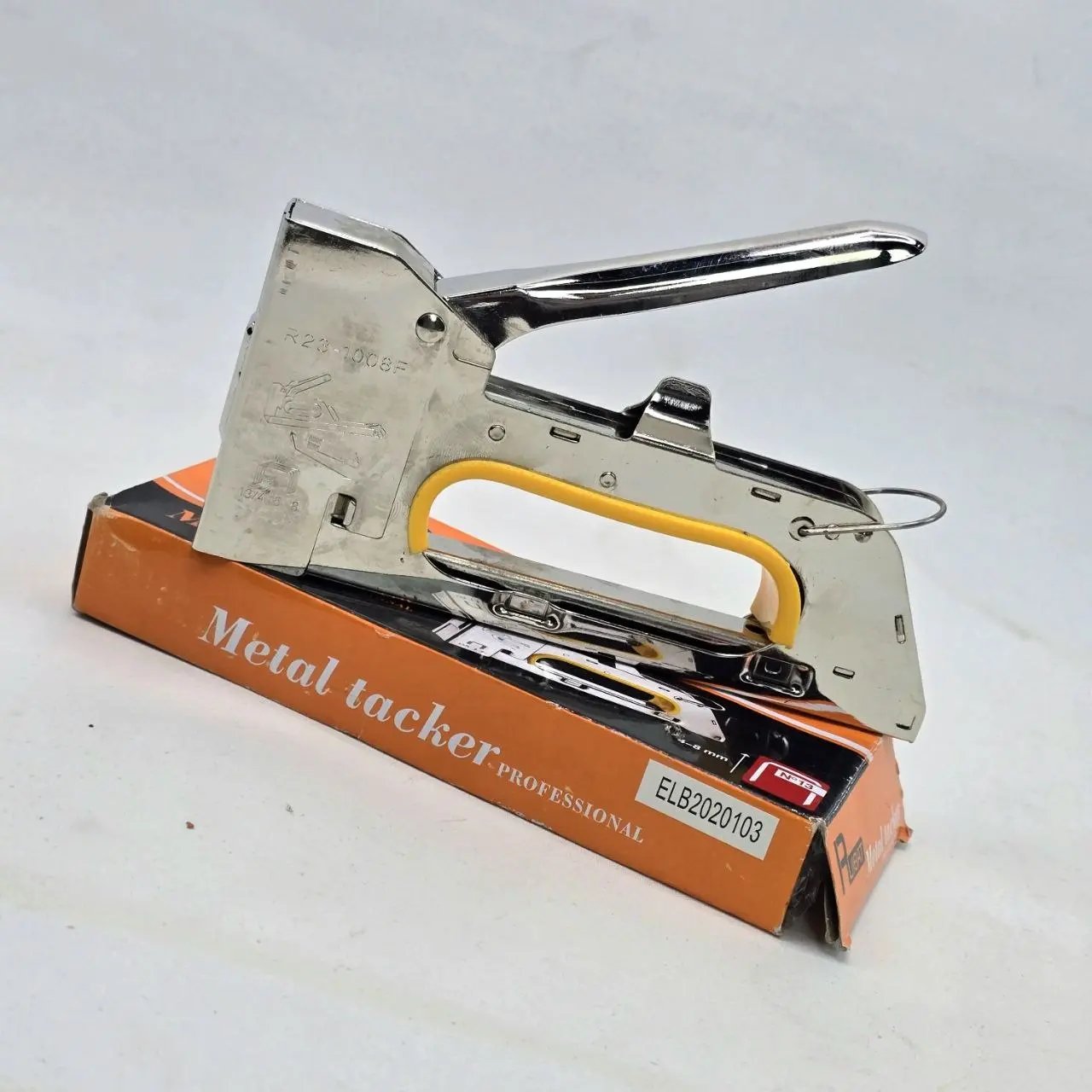 Grapadora Profesional Metal Tacker R23-100B