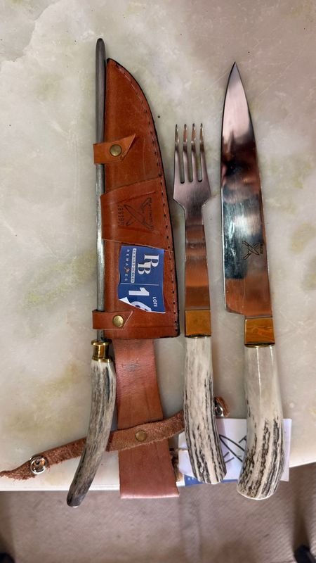 Conjunto de cuchillos y tenedores artesanales - imagen 4
