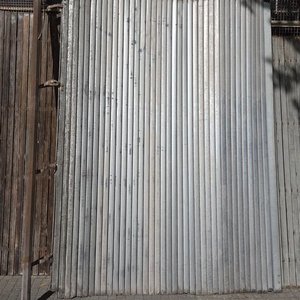 Lote siguiente: Cortina Enrollable de Aluminio para Garaje o Local