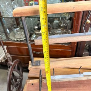 Antiguo Portarrollos de Mostrador para Papel de Envolver - Madera y Hierro - imagen 6