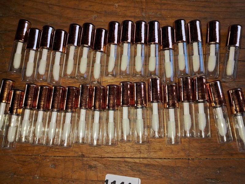 Lote de frascos para muestras de brillo labial - imagen 2