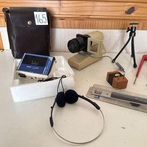 Proyector de Fotos Antiguo, Cortadora de Espuma y Trípode - imagen 2