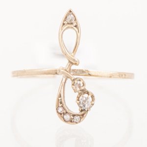 Lote anterior: Anillo de Oro con Brillante y Diamantes