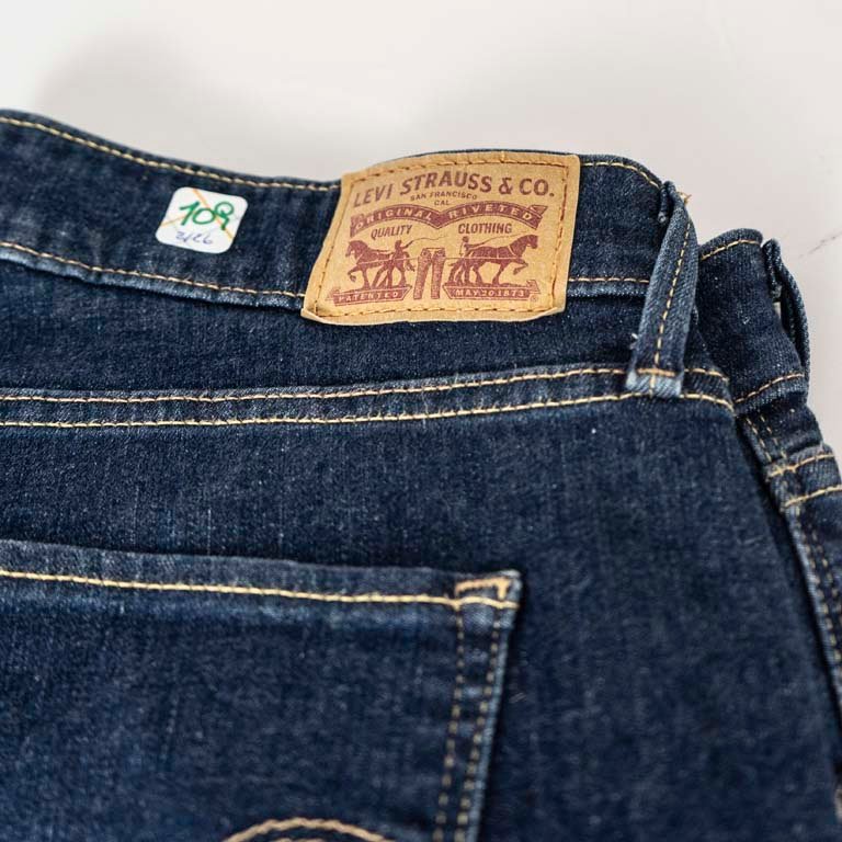 Item 2108296 - Image 1