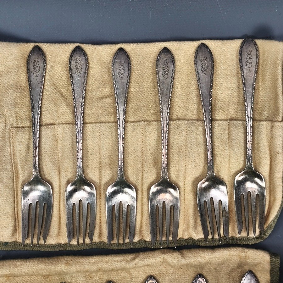 Item 18551 - Image 40