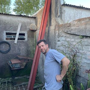 HERRAMIENTAS VARIAS, LOTES DE BRONCE, DE PESCA , DE JARDIN, HIDROLAVADORA, MACHETE COLOMBIANO, DOS VIGAS T DE TRES METROS APROX, MOTOR, PINTURAS, MADERAS, ESCALERA, EXTINTOR, ETC ETC NO SE LO PIERDA BARATISIMO, EN COLONIA DEL SACRAMENTO, ESTE SABADO A LAS 20 HORAS ON LINE 222 !!