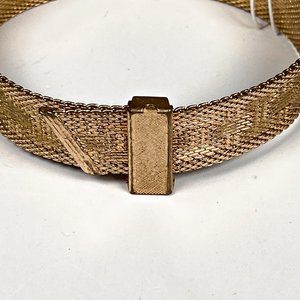 Brazalete Dorado Estilo Cinturón - imagen 3