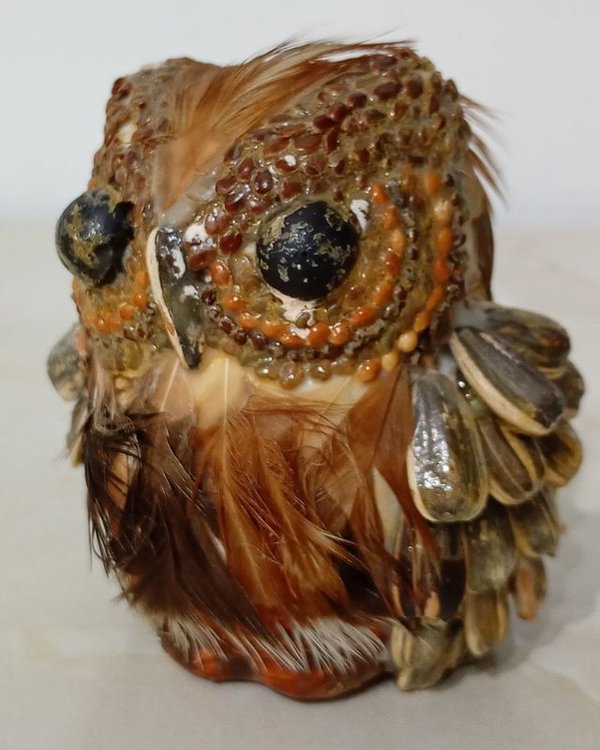Figura de Búho con Decoración de Plumas - imagen 2