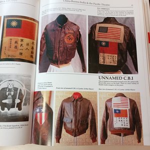Libro "American Flight Jackets: A History of U.S. Flyers' Jackets" Tapa Dura - imagen 6