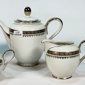 Juego de Café Mauá de Porcelana Brasilera Blanca con Guarda Plateada - imagen 3