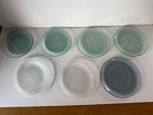 Juego de 7 Platos de Vidrio Transparente y Verde - imagen 1