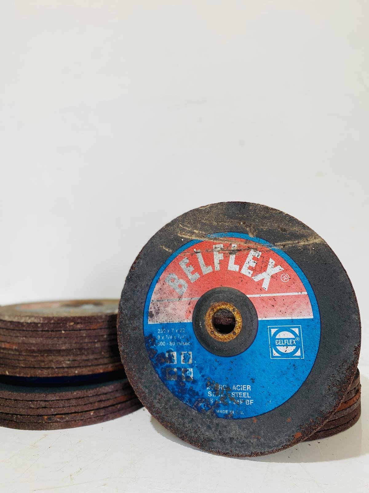 Item lote-x28-discos-de-pulir-algunos-con-detalles - Image 1