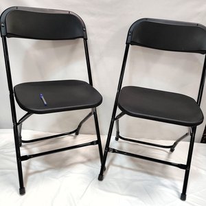 Juego de 2 Sillas Plegables de PVC con Estructura Metálica Negra - imagen 1