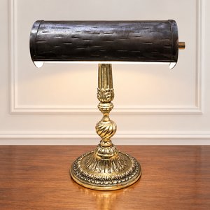 Lote anterior: Lámpara de Escritorio Antigua de Bronce Macizo con Pantalla Metálica