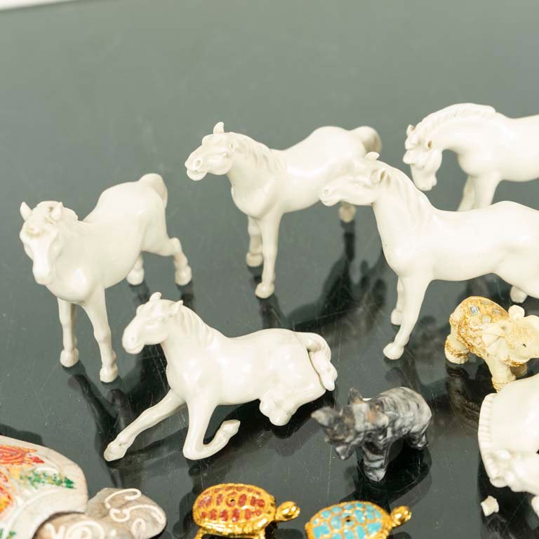 Item 2103935 - Image 1