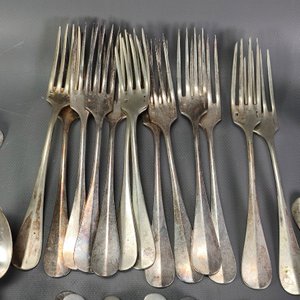 Lote de Cubiertos Christofle: Cucharas, Tenedores y Cuchillos - imagen 5