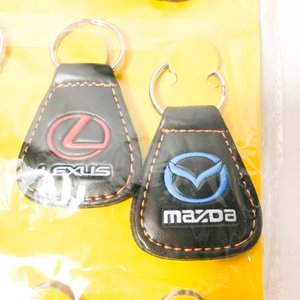Llaveros de Cuero con Logos de Autos (48 Unidades) - imagen 6