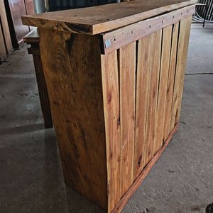 Bar Rústico Artesanal de Madera - 115x40x124 cm - imagen 3