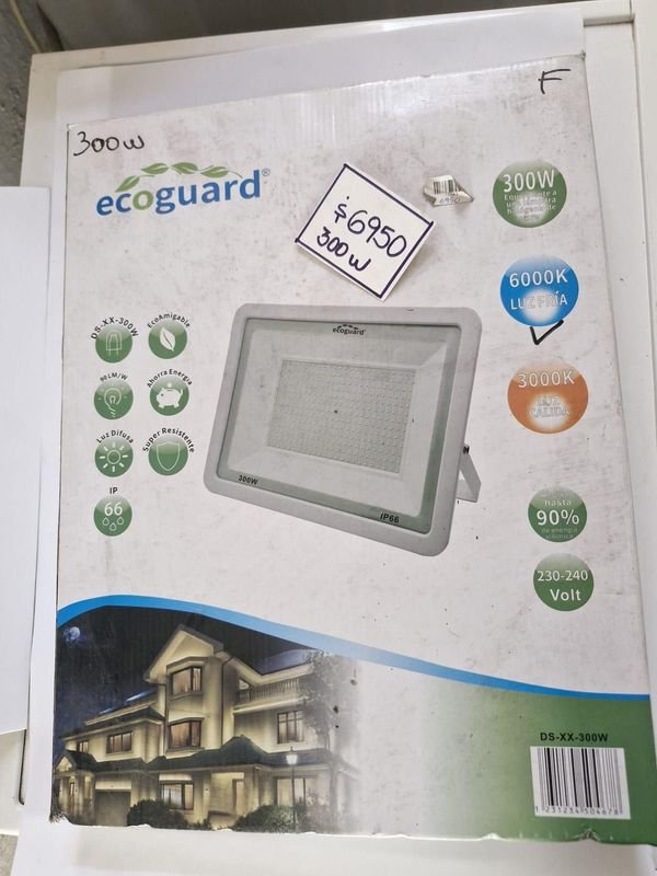 Foco EcoGuard 300 W - Iluminación LED
