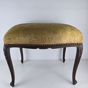 Banqueta Estilo Luis XV Tapizada en Dorado - imagen 1