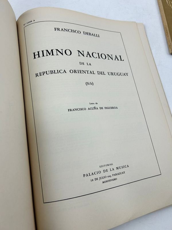 Libros musicales antiguos de Himnos Nacionales y Canciones Escolares - imagen 8