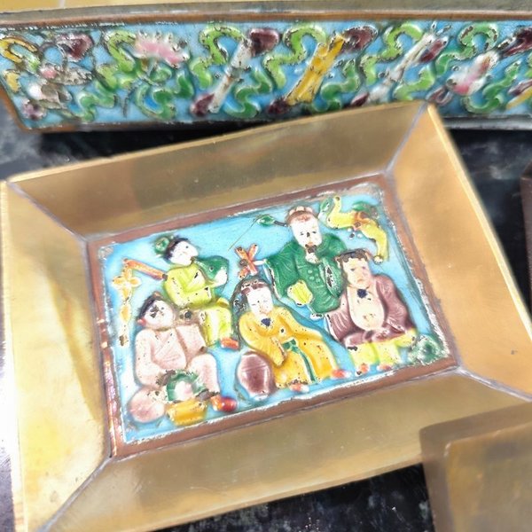 Alhajero en bronce o esmalte cloisonné con bandejita y estuche para caja de fósforos - imagen 3
