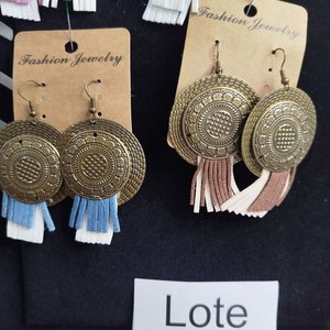 Caravanas Estilo Bohemio con Diseño Mandala y Flecos - imagen 1