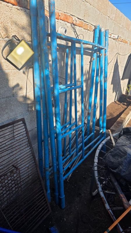 Andamio Metálico Azul Completo con Crucetos
