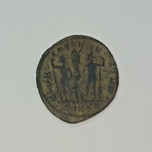 Moneda Romana Antigua: Gloria Exercitus, Constancio II - imagen 2