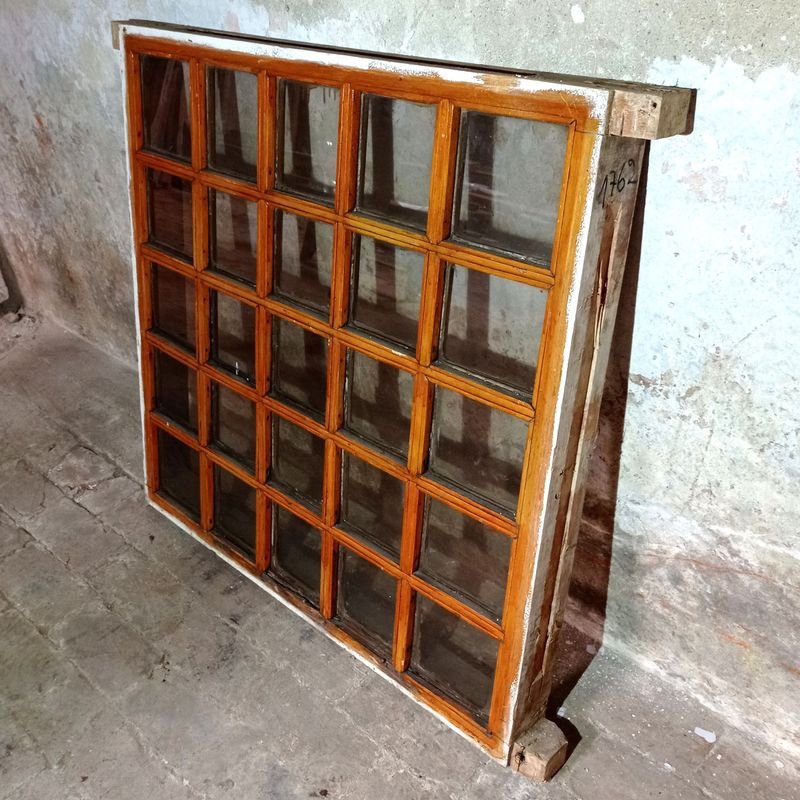 Item 899956 - Image 1