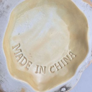 Lote de Cerámica China Esmaltada: Jarrón Calabaza, Dos Frascos Manzana y Vaso con Peces - imagen 3