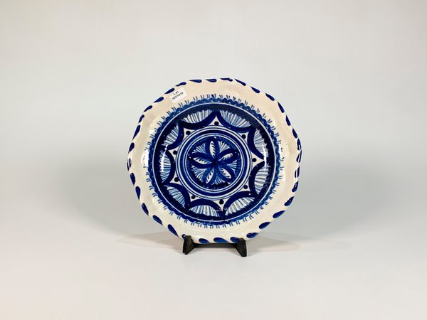 Plato Hondo de Cerámica Talavera El Carmen Blanco y Azul Decoración Floral - imagen 1