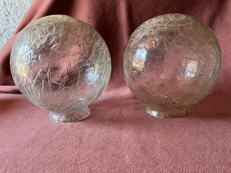 Dos vasos de vidrio con superficie craquelada en buen estado - imagen 1